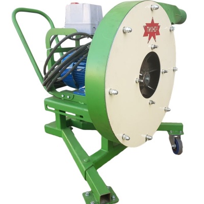 Зернодробилка Пионер-1